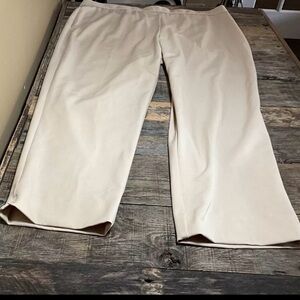 Investments Woman Khaki Zip On Side 20WS (Short)